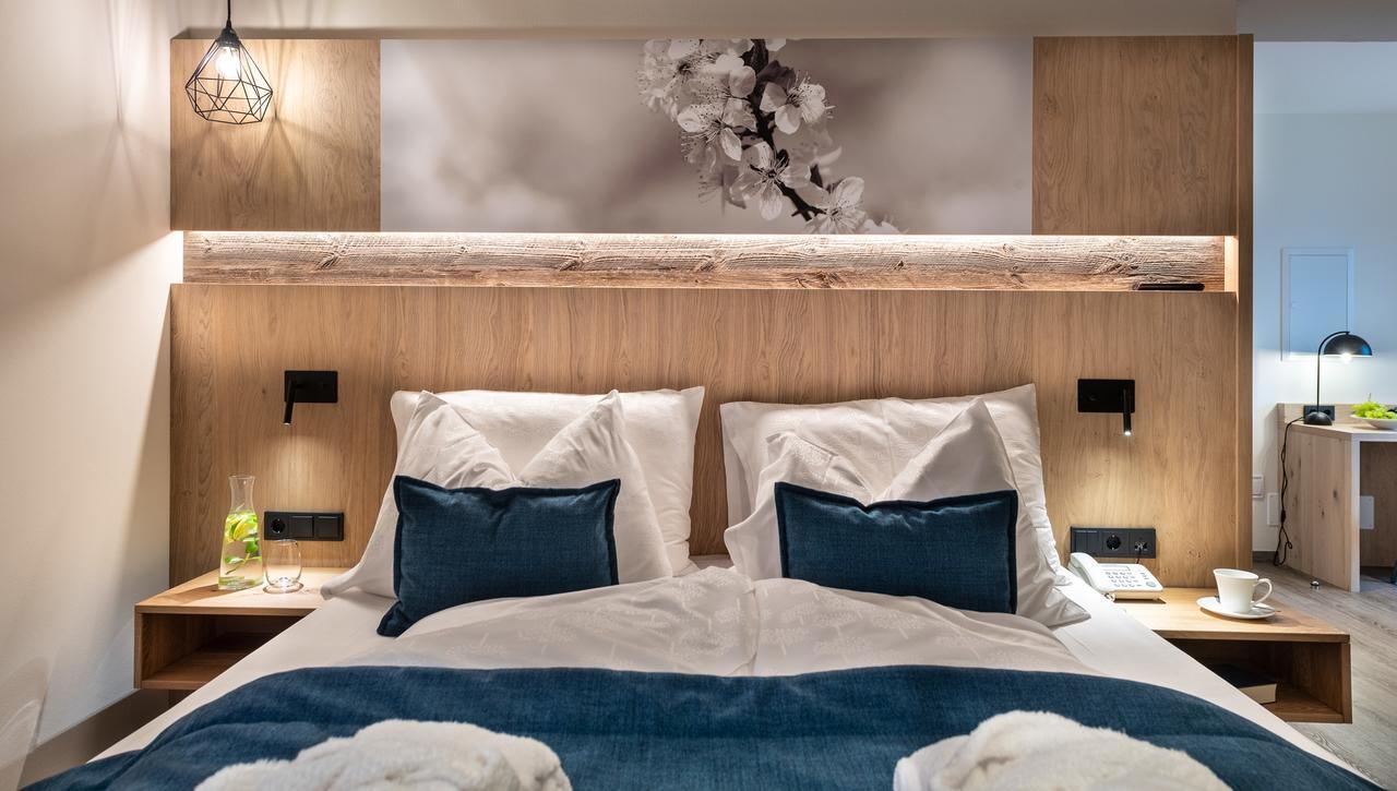 אפיאנו סולה סטרדה דל וינו Hotel Christof מראה חיצוני תמונה